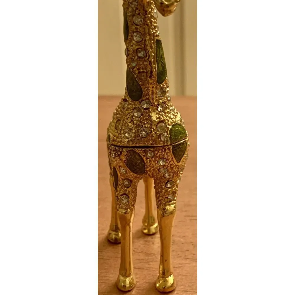 Beautiful Jeweled giraffe trinket box with‎ red eyes. 5